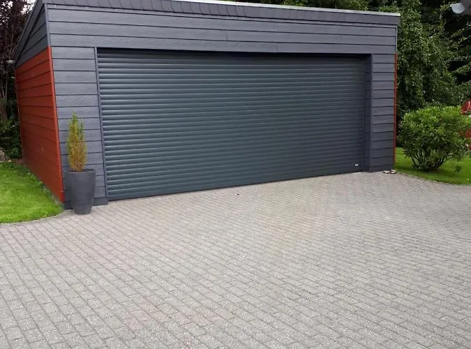 Peters Μονσάου